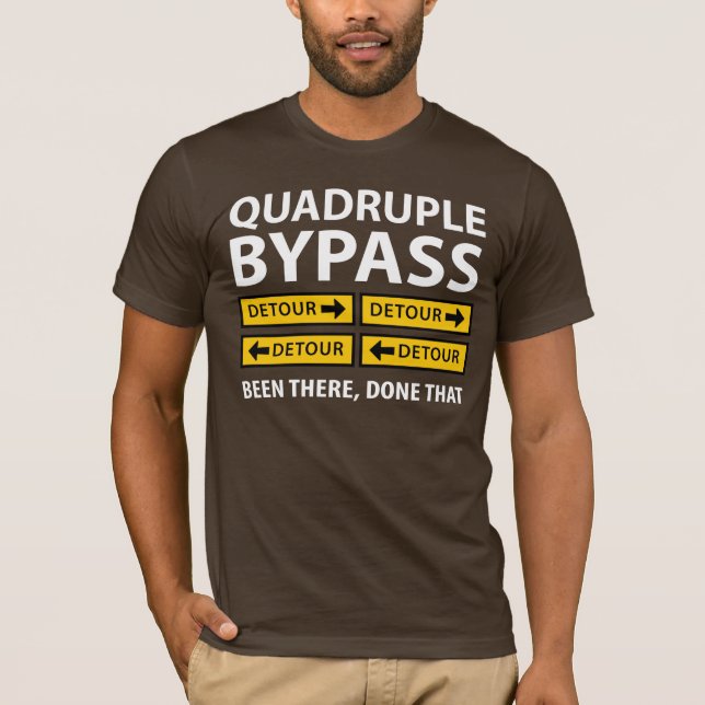 Camiseta Engraçado quadruplique o sobrevivente da cirurgia (Frente)