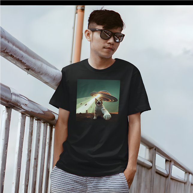 Camiseta Engraçado Rapto De Gatos: Leva-Me Ao Seu Litro (Funny Cat Meme T-Shirt )