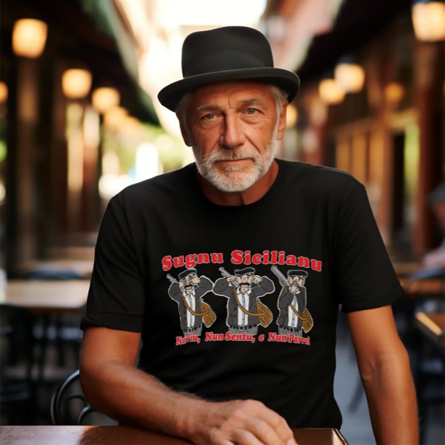 Camiseta Engraçado Siciliano dizendo personagem sou sicilia (Sugnu Sicilianu (means I'm Sicilian (male) in dialect)
Black Tee)