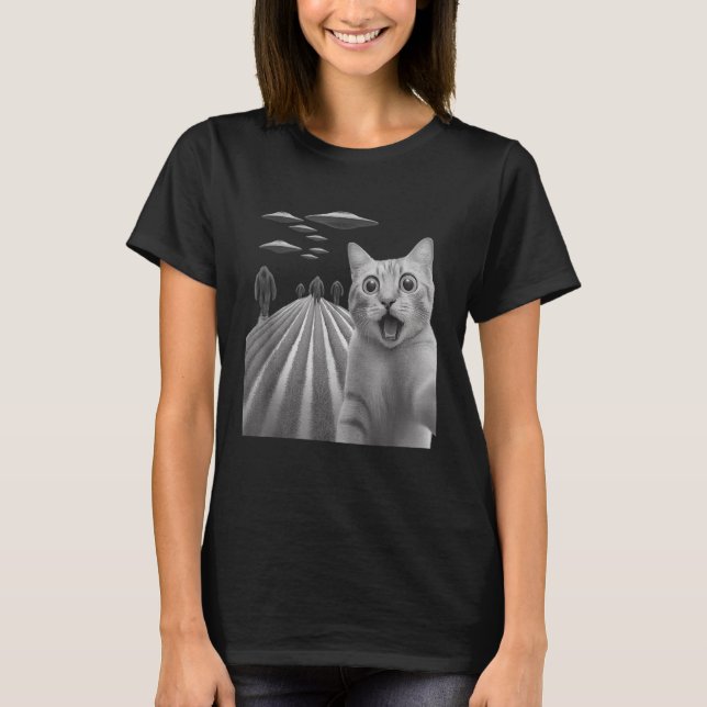 Camiseta Engraçado Surpreendido Gato Assustado Selfie Com P (Frente)
