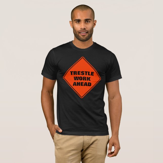 Camiseta Engraçado trincheira de laranja na frente sinal de (Frente Completa)