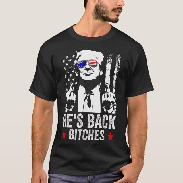 Camiseta Engraçado Trump 2024 Ele está de volta em 2025 (Frente)