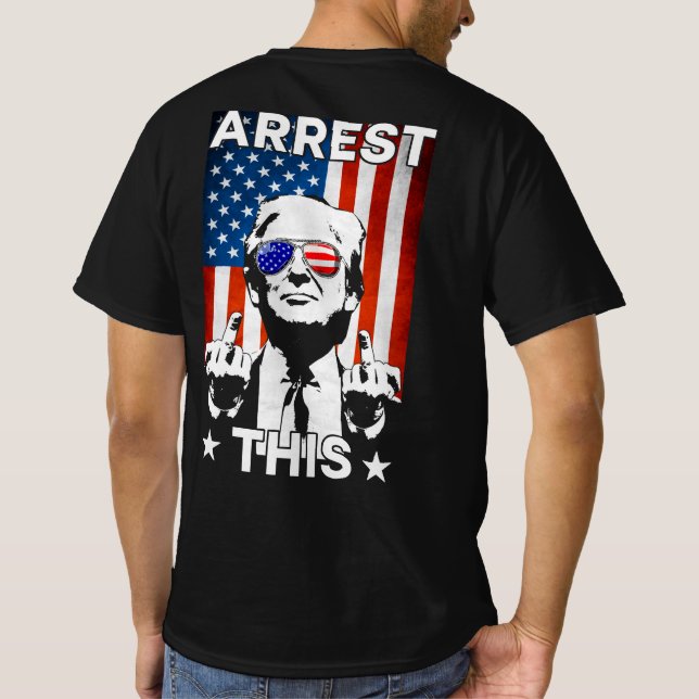 Camiseta Engraçado Trump 2024 Prende Esta Bandeira American (Verso)