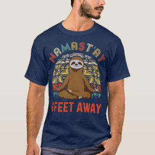 Camiseta Engraçado Yoga Sloth Namastay A 6 Pés De Distância
