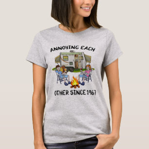 Camiseta Enlouquecendo-se desde 1967, acampando o amor do C