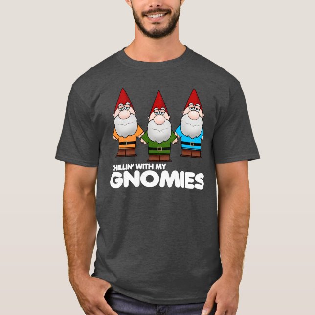 Camiseta Enrolando Com Meus Gnomos (Frente)