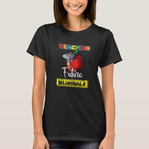 Camiseta Ensinando Futuros Bilíngues Professora Espanhola A
