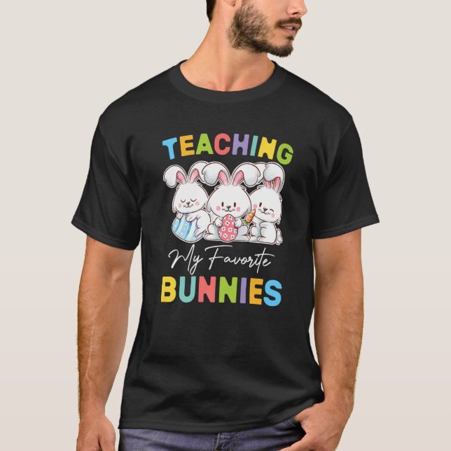Camiseta Ensinando meu Bunn de Felz pascoa de Bunnies Favor (Frente)