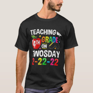 Camiseta Ensino 4.º Grau 2/22/22 Funny 2022 T