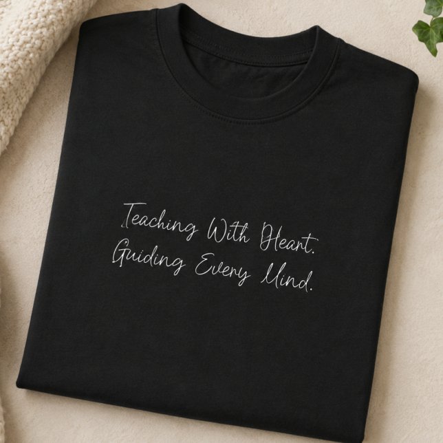 Camiseta Ensino Com Coração Guiando Cada Mente Educador (Criador carregado)