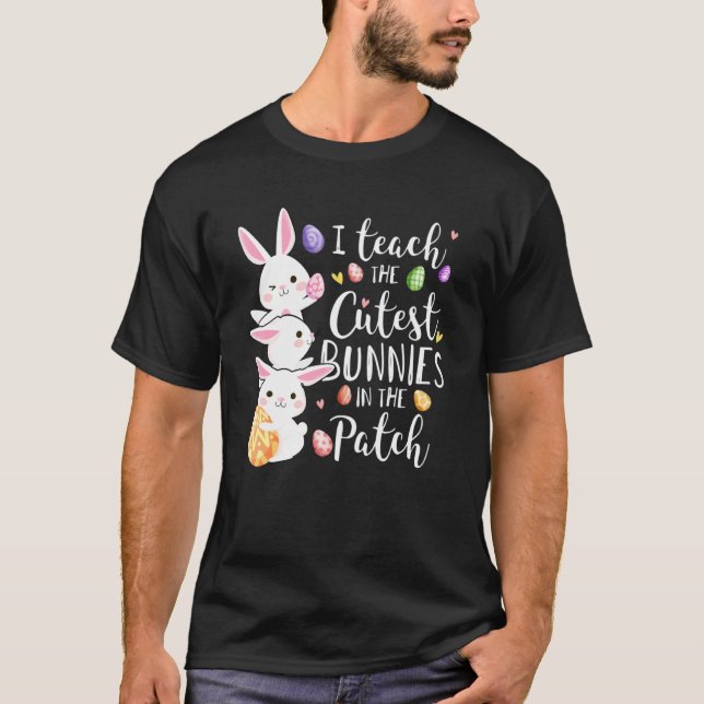 Camiseta Ensino Os Coelhinhos Mais Pertos No Dia Da Páscoa (Frente)