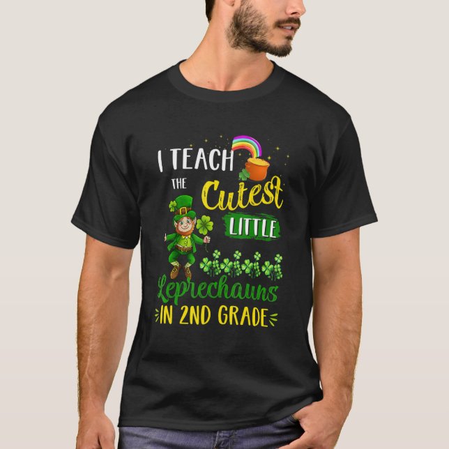 Camiseta Ensino Os Mais Pobres Leprechauns Na Rua De segund (Frente)
