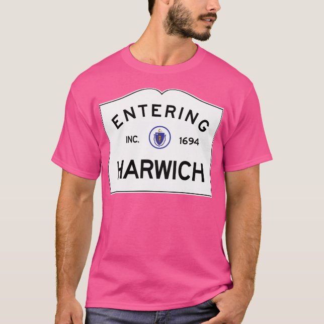 Camiseta Entrando em Harwich Massachusetts - Commonwealth O (Frente)