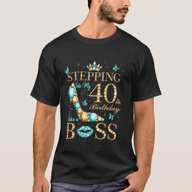 Camiseta Entrando Na Minha aniversário de 40 anos Como Um C (Frente)
