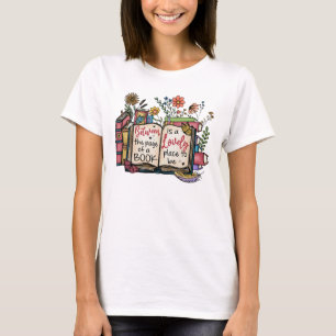 Camiseta Entre a página de um livro