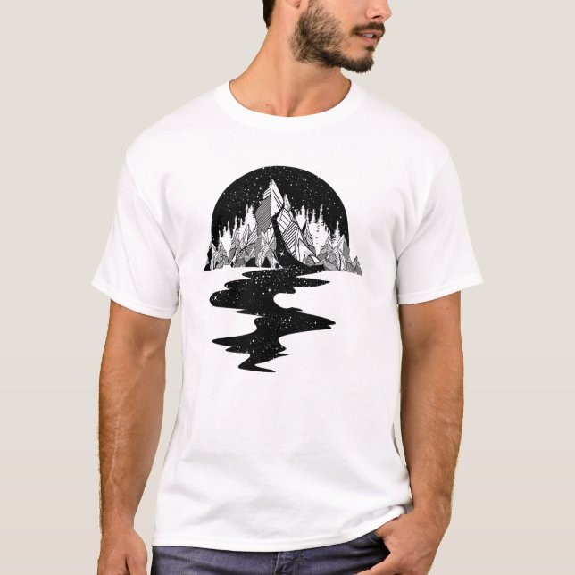 Camiseta Entre As Montanhas E As Estrelas (Frente)