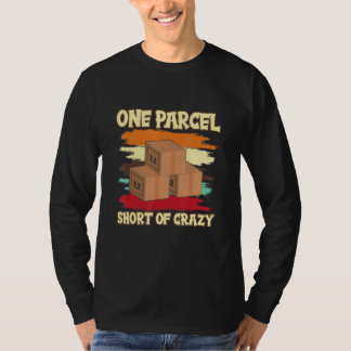 Camiseta Entregador Um Pacote Curto de Louco