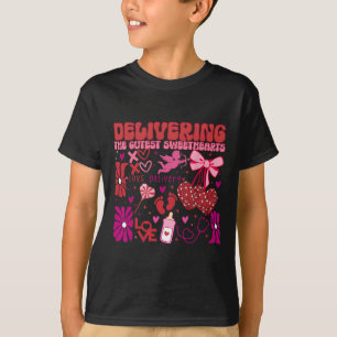 Camiseta Entregando os mais fofos trabalhos manuais florais