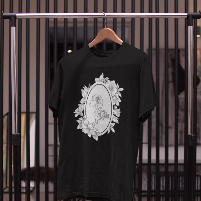 Camiseta Envelhecendo Bem Lindamente (Criador carregado)