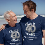 Camiseta Envelhecimento à camisa-aniversário de 40 anos de<br><div class="desc">Camiseta de 40 anos,  azul e prateada,  com quarenta balões de hellio prateado,  o ditado "aplaude 40 anos",  "envelhecido até à perfeição" e a data.</div>
