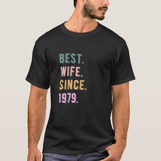 Camiseta Epic, 44 Anos De 44 Da Mulher (Frente)