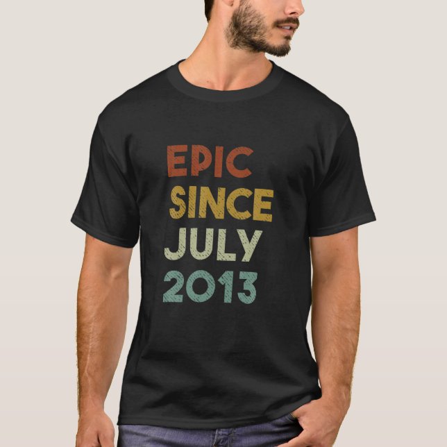 Camiseta Epic Desde Julho De 2013 Oferece Garoto De 9 Anos  (Frente)