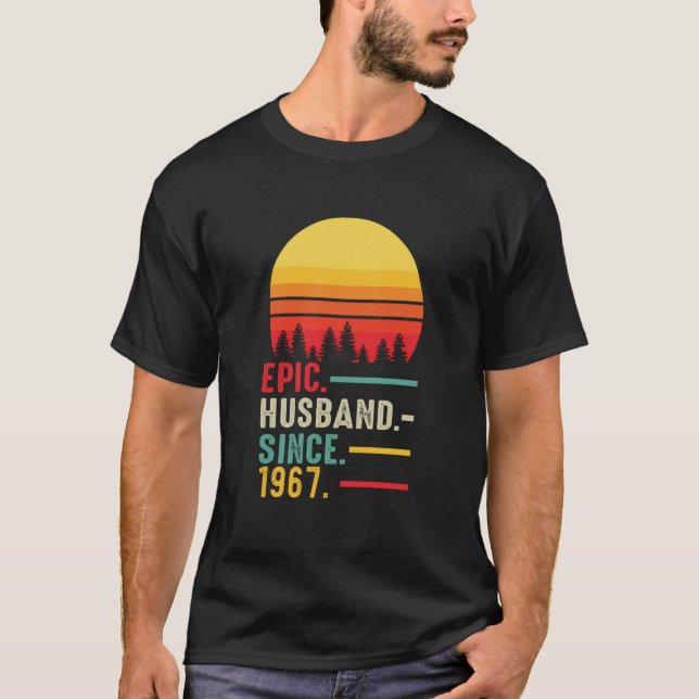 Camiseta Epic Husband Since 1967 Happy Anniversary (Frente)