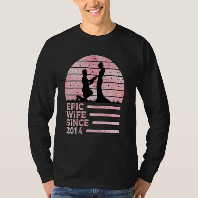 Camiseta Epic Wife Since 2014 8th Wedding Anniversary Retro (Frente)
