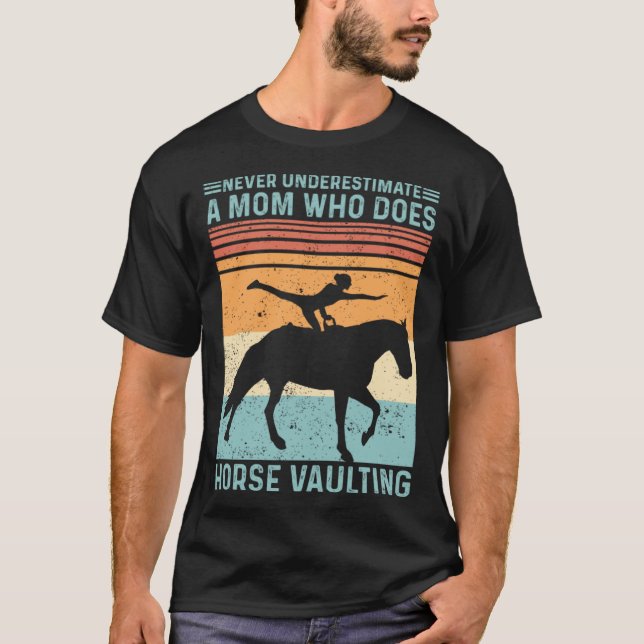 Camiseta Equestrian Horse Vaulting Retro (Frente)