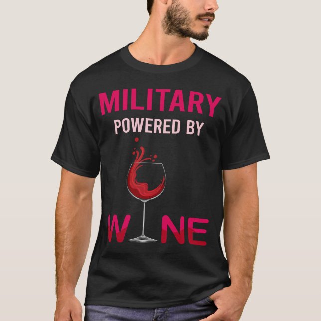 Camiseta Equipado Com Vinho Militar (Frente)