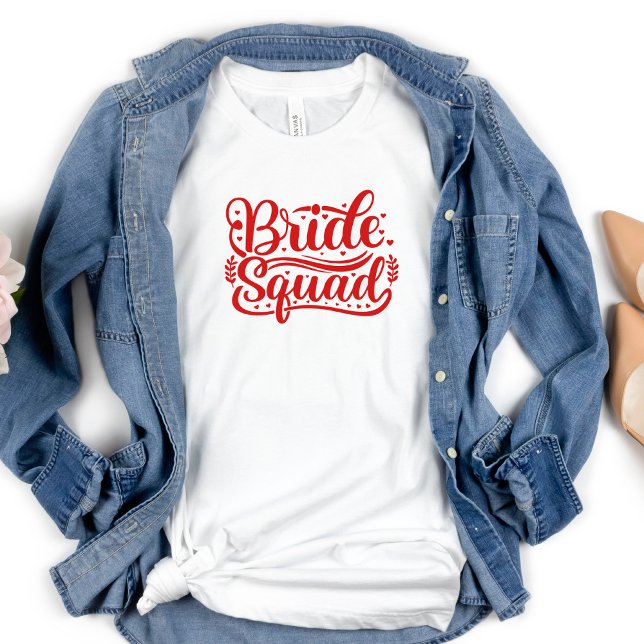 Camiseta Equipe da Noiva Solteira Letras Vermelhas  (Criador carregado)