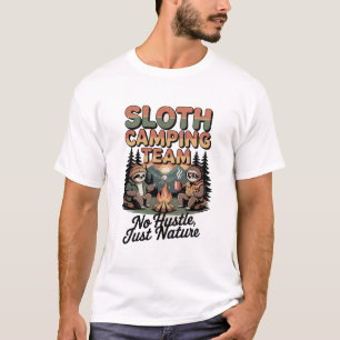 Camiseta equipe de acampamento de preguiça com a natureza