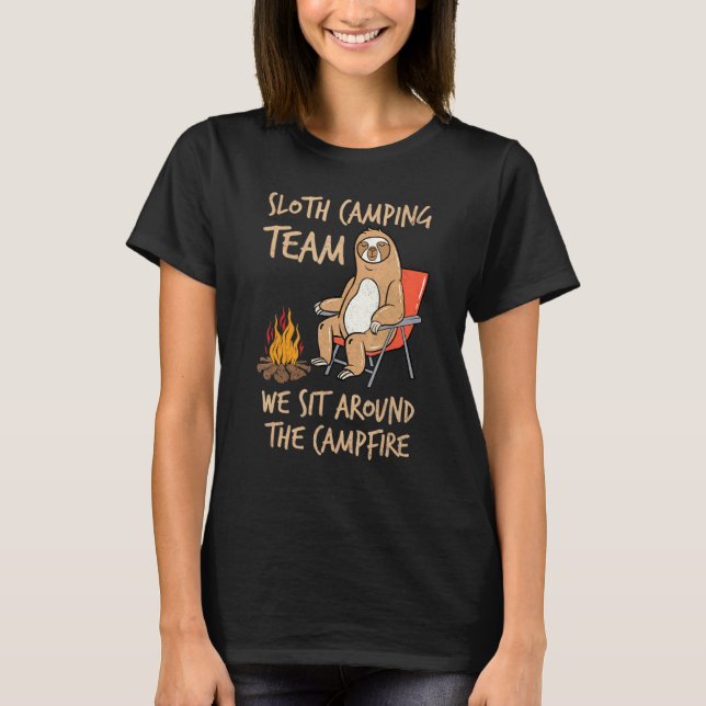 Camiseta Equipe De Acampamento Lenta Ao Redor Do Campfire R (Frente)