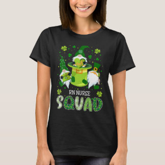 Camiseta Equipe de Enfermeira RN Dia de São Patrício Gnomos