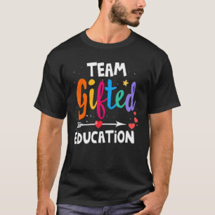 Camiseta Equipe de Ensino Superior Especial E de Estudantes