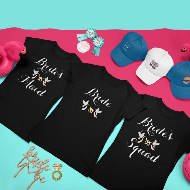 Camiseta Equipe de Noiva Personalizada Lovey Dovey Batchelo (Criador carregado)