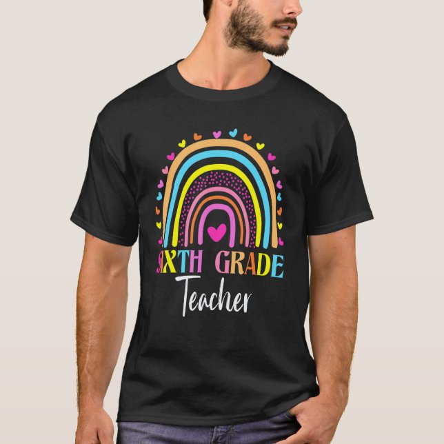 Camiseta Equipe de Professores do 6º Ano Arco-íris Turma do (Frente)