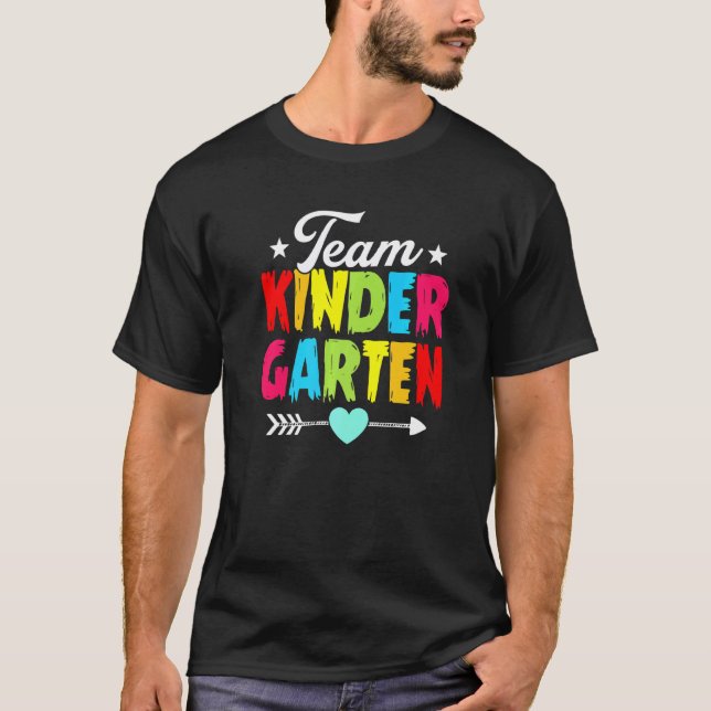 Camiseta Equipe de Volta às Aulas Professor de Jardim de In (Frente)