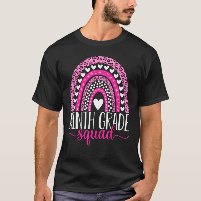 Camiseta Equipe do Nono Ano Professor do 9º Ano De Volta às (Frente)