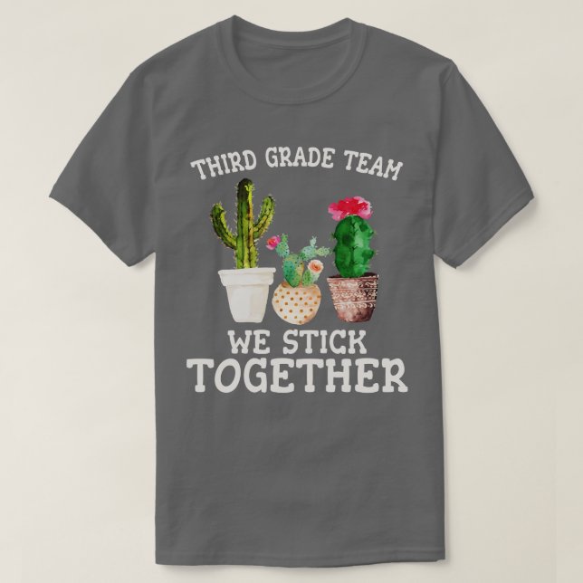 Camiseta Equipe Do Terceiro Grau, Voltamos À Escola. (Frente do Design)