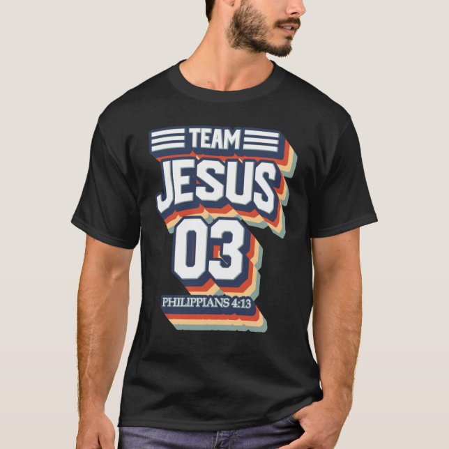 Camiseta Equipe Jesus n.º 03 guerreiros - Homens cristãos (Frente)