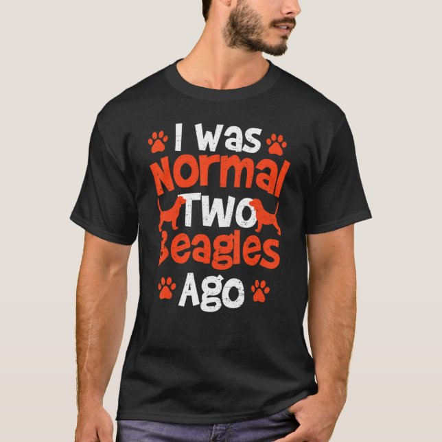 Camiseta Era Normal Dois Beagles Ago Cães (Frente)