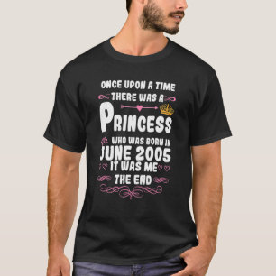 Camiseta Era Uma Vez Uma Princesa Junho De 2005 Bi