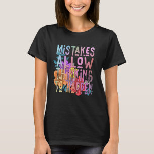 Camiseta Erros Permitem Que o Pensamento Aconteça Professor
