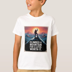 Camiseta Escalou uma Montanha para uma Cama - Epic Birdwatc