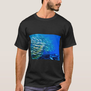 Camiseta Escola de Peixes Tropicais