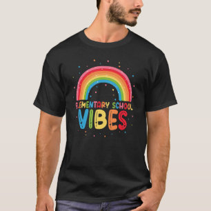 Camiseta Escola Elementar Víblia No Primeiro Dia De Volta À