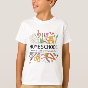 Camiseta Escolas domésticas alimentadas pelo amor e pelo ca