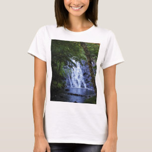 Camiseta Escondido através das árvores