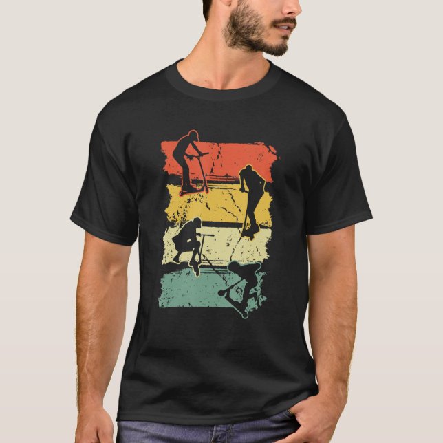 Camiseta Escooterista de Caça-Caça com Patinete Retroativo (Frente)